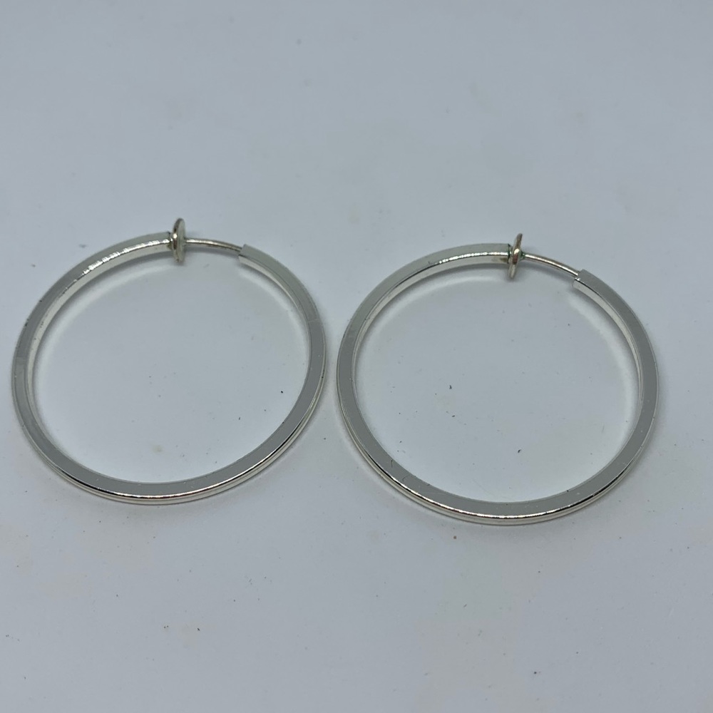 Silver hoop flat back earrings